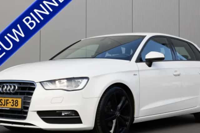 Audi A3 (2013) thumbnail 1