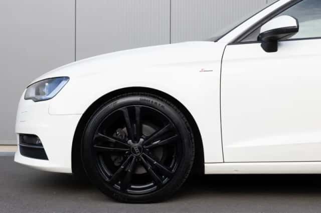 Audi A3 (2013) thumbnail 4