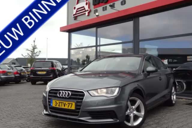 Audi A3 (2015) thumbnail 1