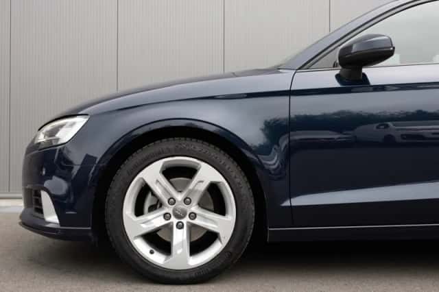 Audi A3 (2018) thumbnail 3