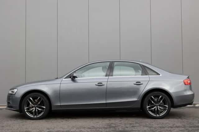 Audi A4 (2014) thumbnail 3