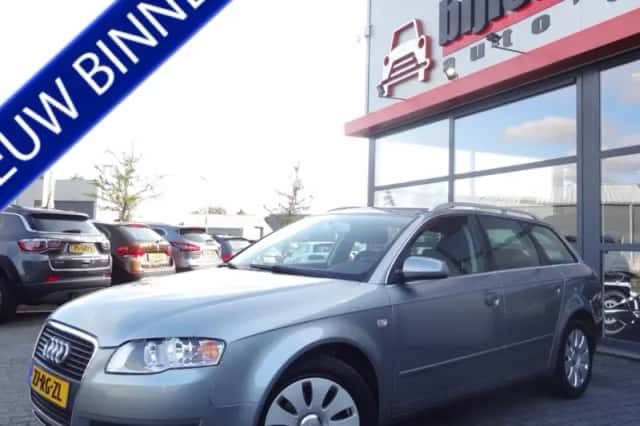 Audi A4 (2005) thumbnail 1
