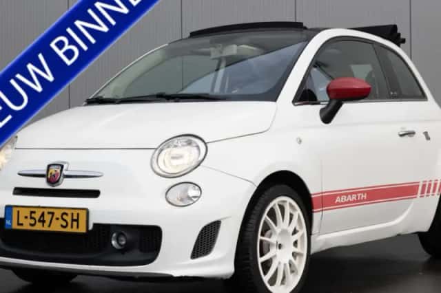 Fiat 500C (2010) thumbnail 1