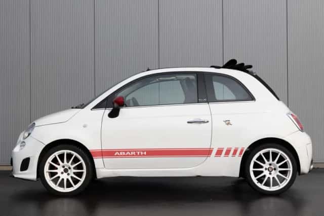 Fiat 500C (2010) thumbnail 3