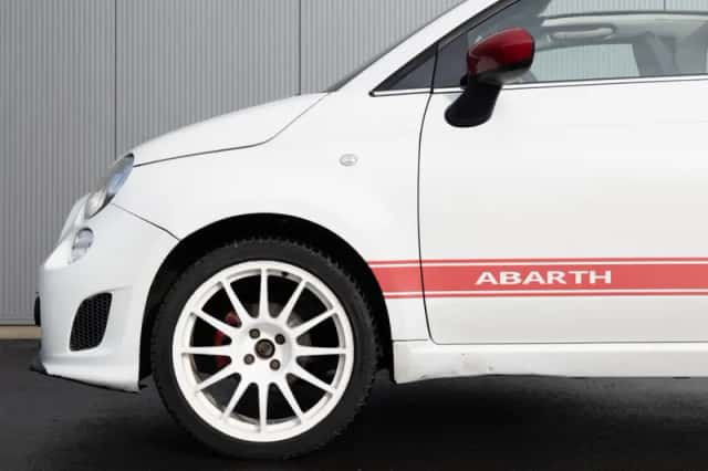 Fiat 500C (2010) thumbnail 4