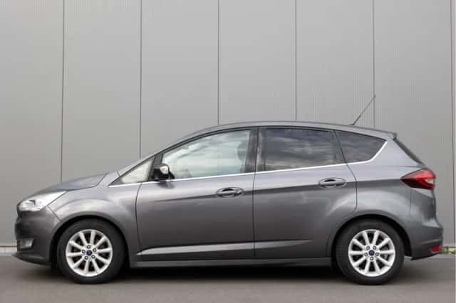 Ford C-Max (2015) thumbnail 3