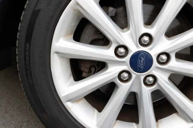 Ford C-Max (2015) thumbnail 6