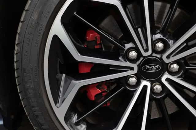 Ford Focus (2020) thumbnail 6