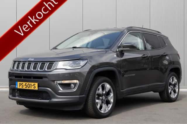 Jeep Compass (2017) thumbnail 2