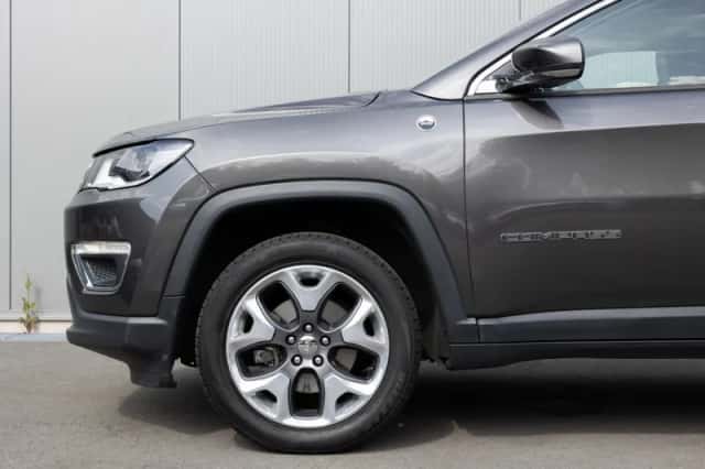 Jeep Compass (2017) thumbnail 4