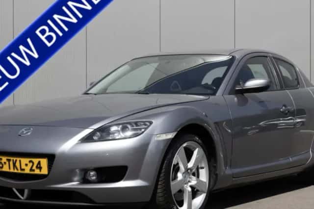 Mazda RX-8 (2004) thumbnail 1