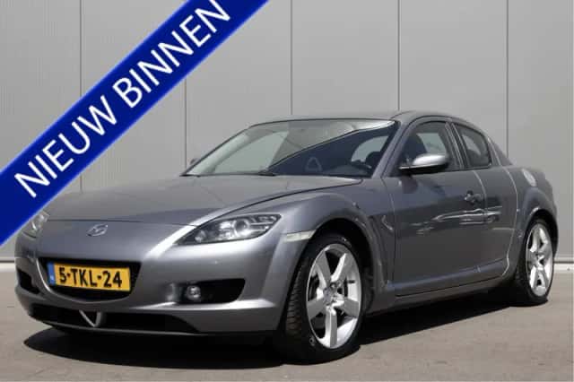 Mazda RX-8 (2004) thumbnail 2