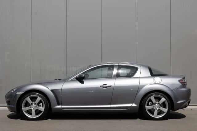 Mazda RX-8 (2004) thumbnail 3