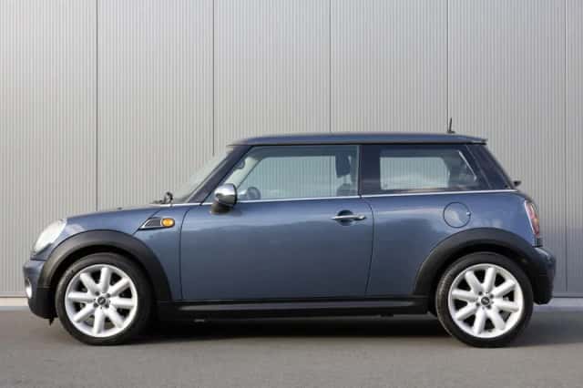 MINI One (2010) thumbnail 3