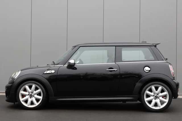 MINI Cooper (2009) thumbnail 3