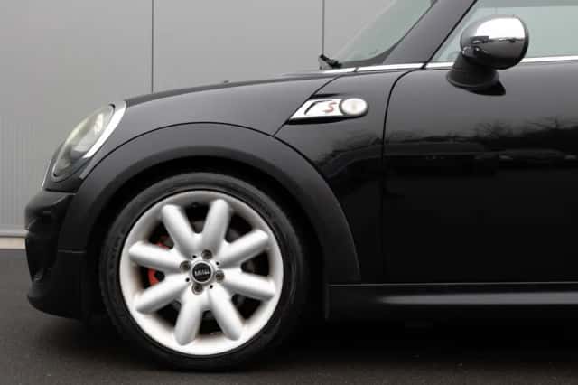 MINI Cooper (2009) thumbnail 4