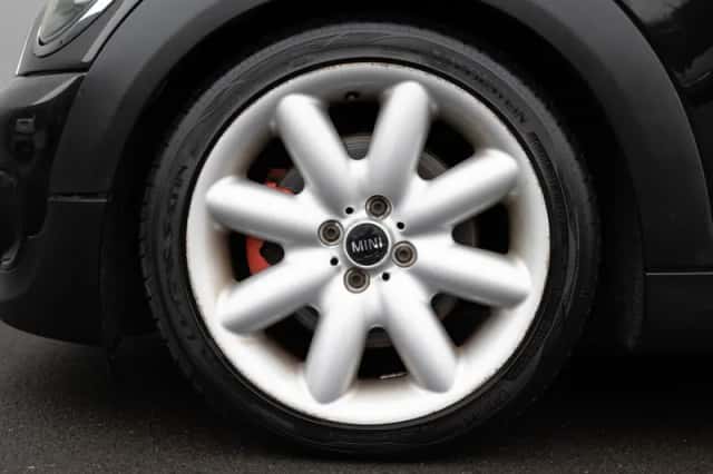 MINI Cooper (2009) thumbnail 5