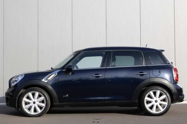 MINI Countryman (2012) thumbnail 3