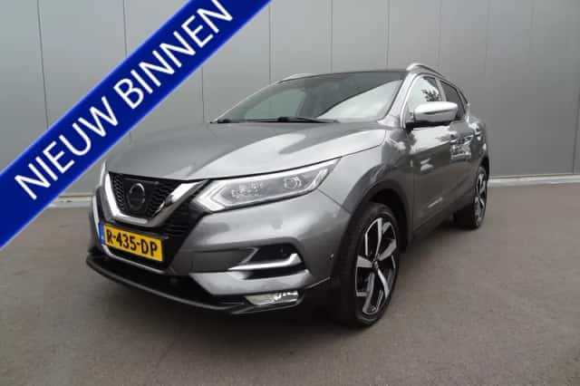 Nissan Qashqai (2017) thumbnail 2
