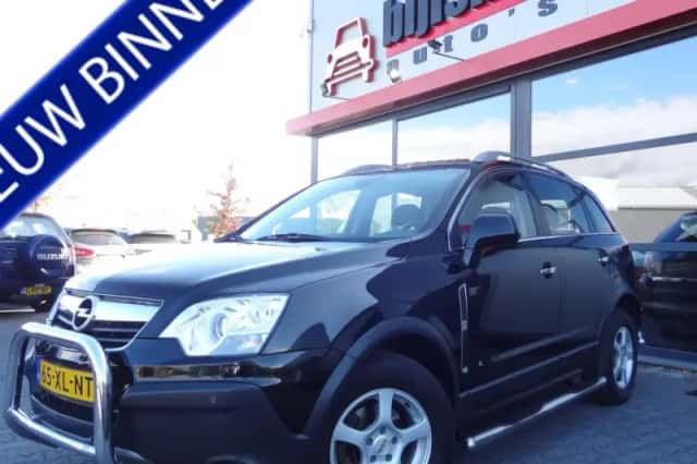 Opel Antara (2007) thumbnail 1