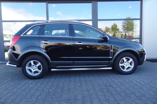 Opel Antara (2007) thumbnail 4