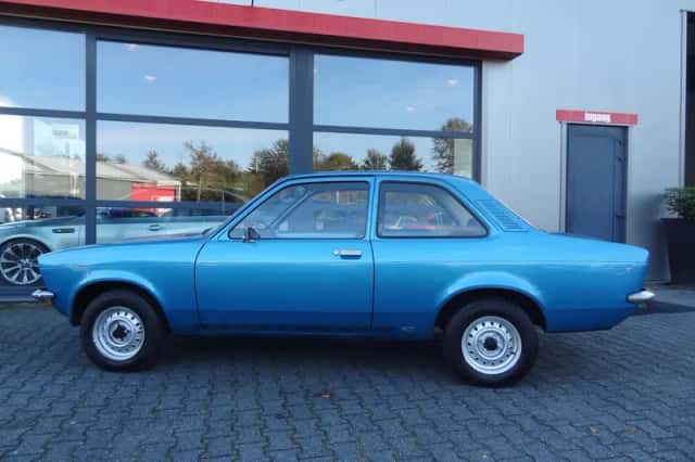 Opel Kadett (1976) thumbnail 3