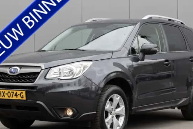 Subaru Forester (2016) thumbnail 1