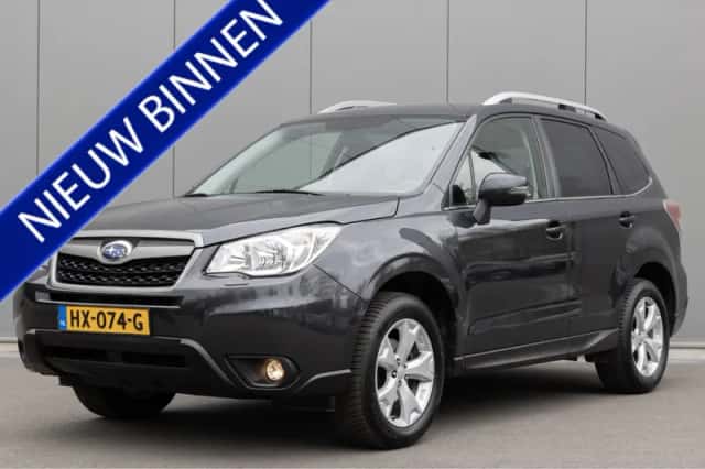 Subaru Forester (2016) thumbnail 2