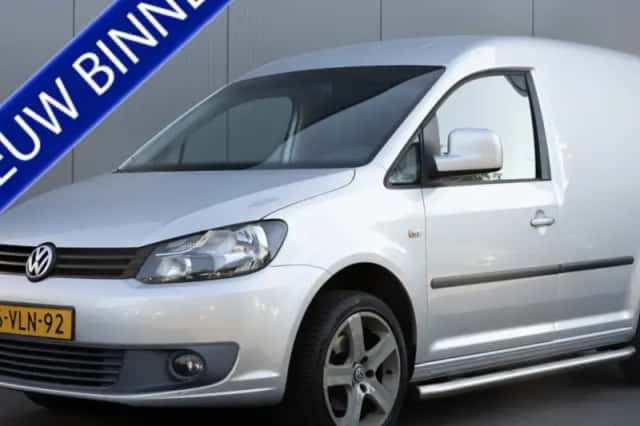 Volkswagen Caddy (2011) thumbnail 1