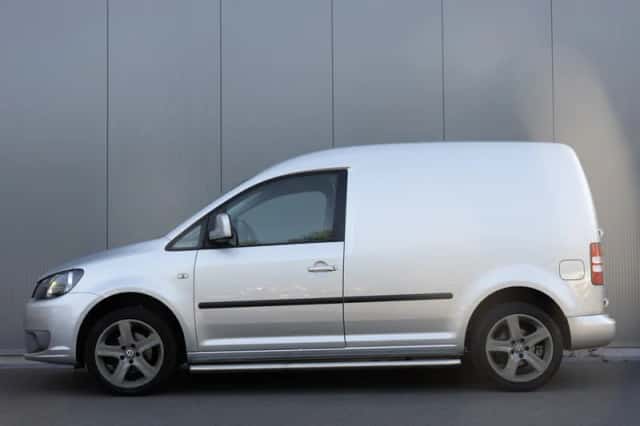 Volkswagen Caddy (2011) thumbnail 3