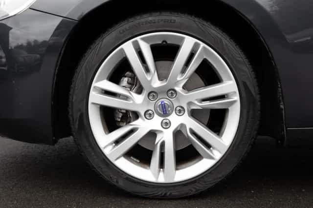 Volvo V60 (2011) thumbnail 5