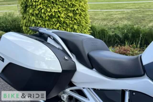 BMW R (2024) thumbnail 4