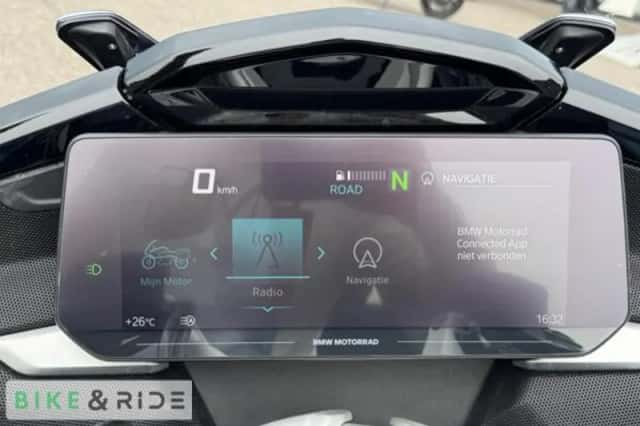 BMW K (2022) thumbnail 6