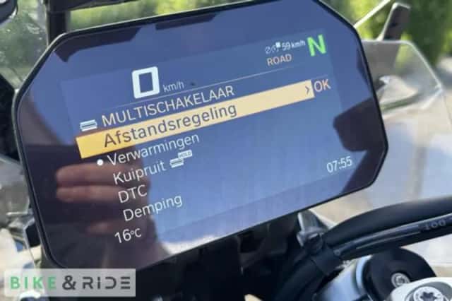 BMW R (2025) thumbnail 5