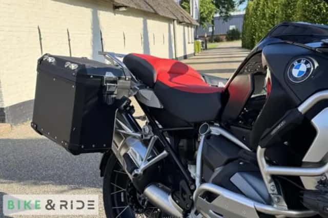 BMW R (2022) thumbnail 4