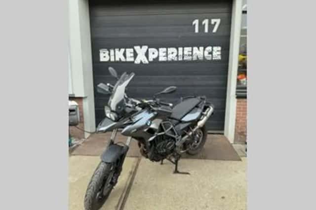 BMW F (2016) thumbnail 2