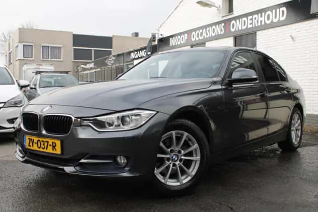 BMW 3-Serie (2013) thumbnail 1
