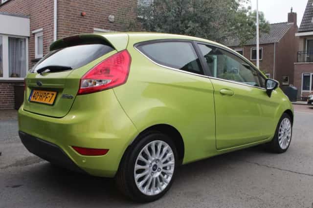 Ford Fiesta (2009) thumbnail 6