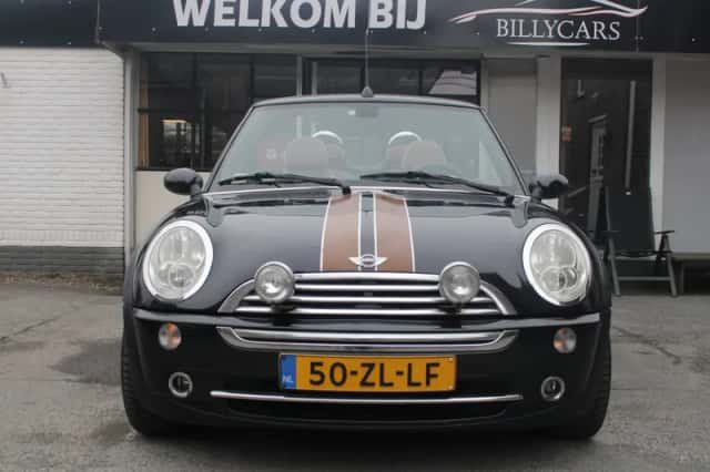 MINI Cabrio (2008) thumbnail 2