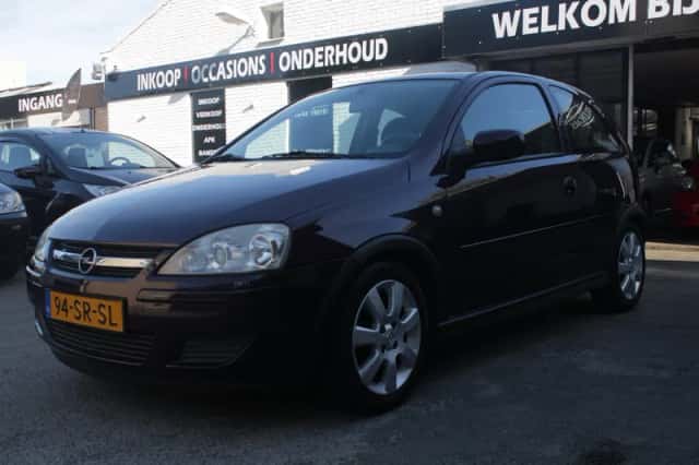 Opel Corsa (2006) thumbnail 2