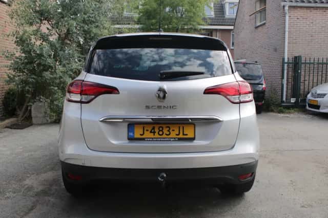Renault Scénic (2016) thumbnail 5