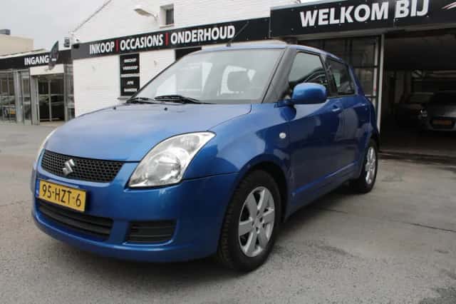Suzuki Swift (2009) thumbnail 1