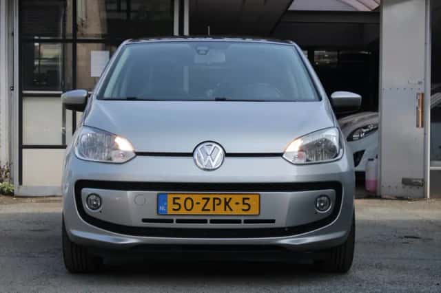 Volkswagen Up! (2013) thumbnail 2