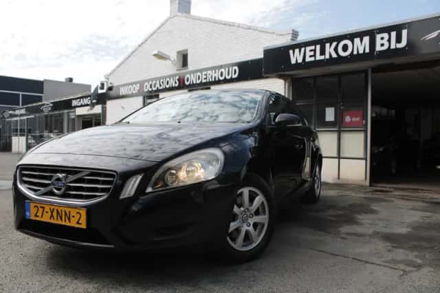 Volvo V60 (2012) thumbnail 1
