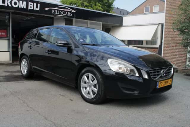 Volvo V60 (2012) thumbnail 4