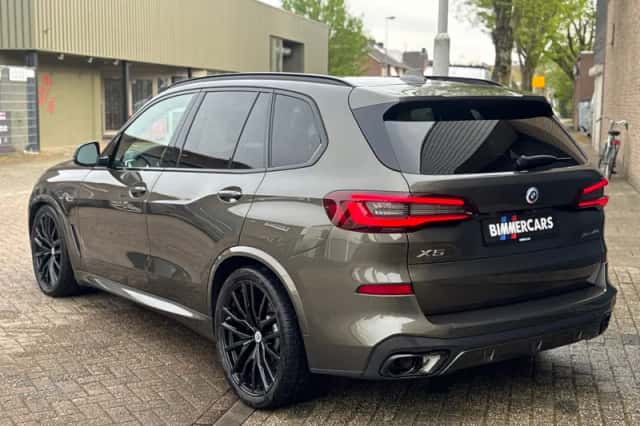 BMW X5 (2022) thumbnail 5