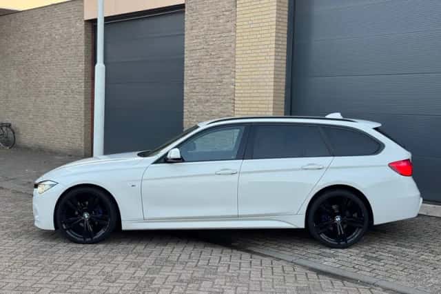 BMW 3-Serie (2016) thumbnail 4