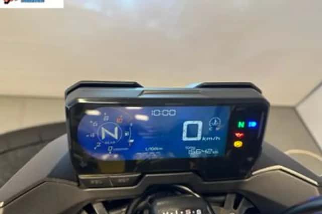 Honda CB (2021) thumbnail 5