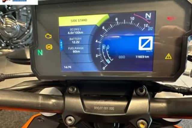 KTM 390 (2018) thumbnail 5