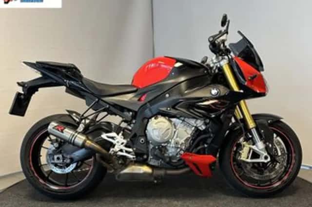 BMW S (2017) thumbnail 1